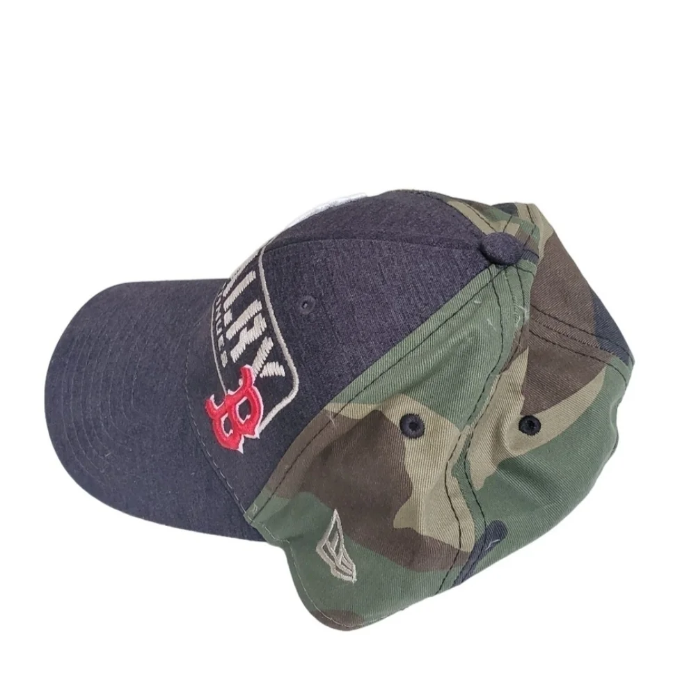 New Era 9 Forty MLB Unique Vintage Red Sox Yankees Rivalry Camo Baseball Cap
